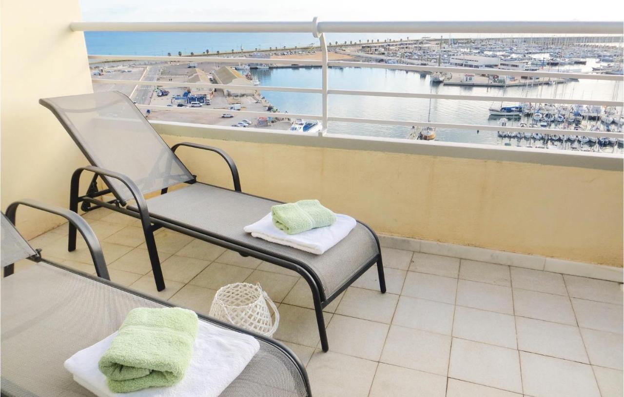 2 Bedroom Stunning Apartment In Torrevieja Esterno foto